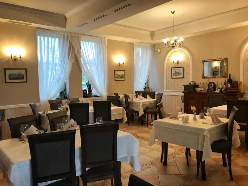 Allegria Hotel Spa Baile 1 Mai Exterior photo